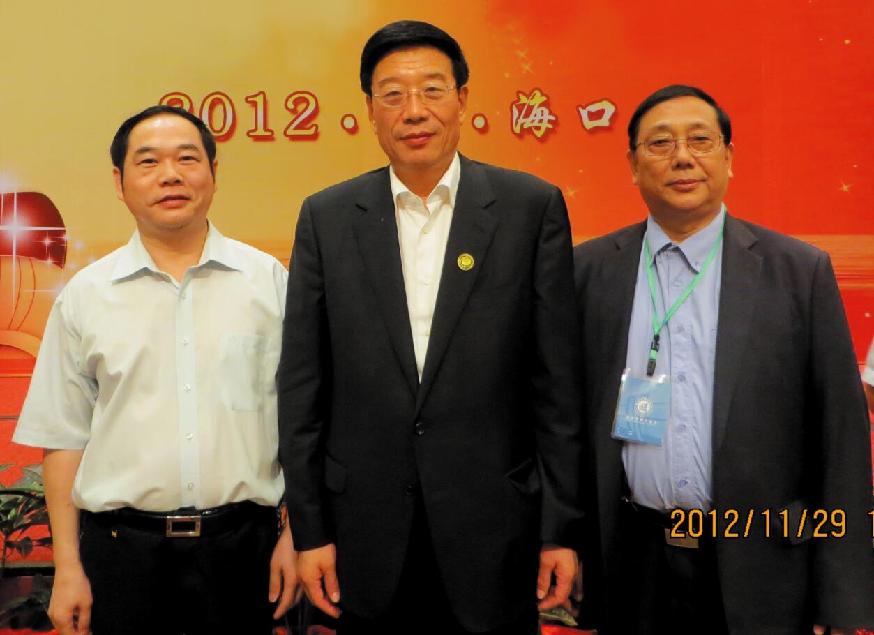 2012年，時(shí)任湖南省委書記徐守盛蒞臨?？谝暡?jpg